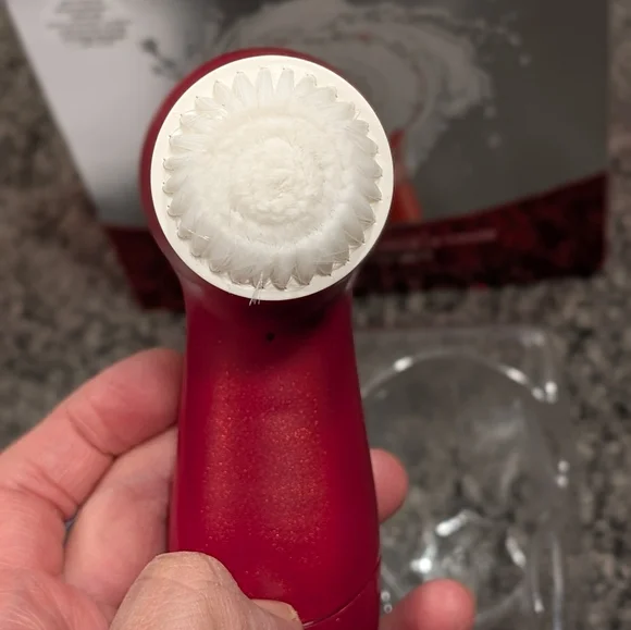 Olay Regenerist Advanced Anti Aging Facial Cleansing Brush NEW open box 2 brush - Picture 6 of 7